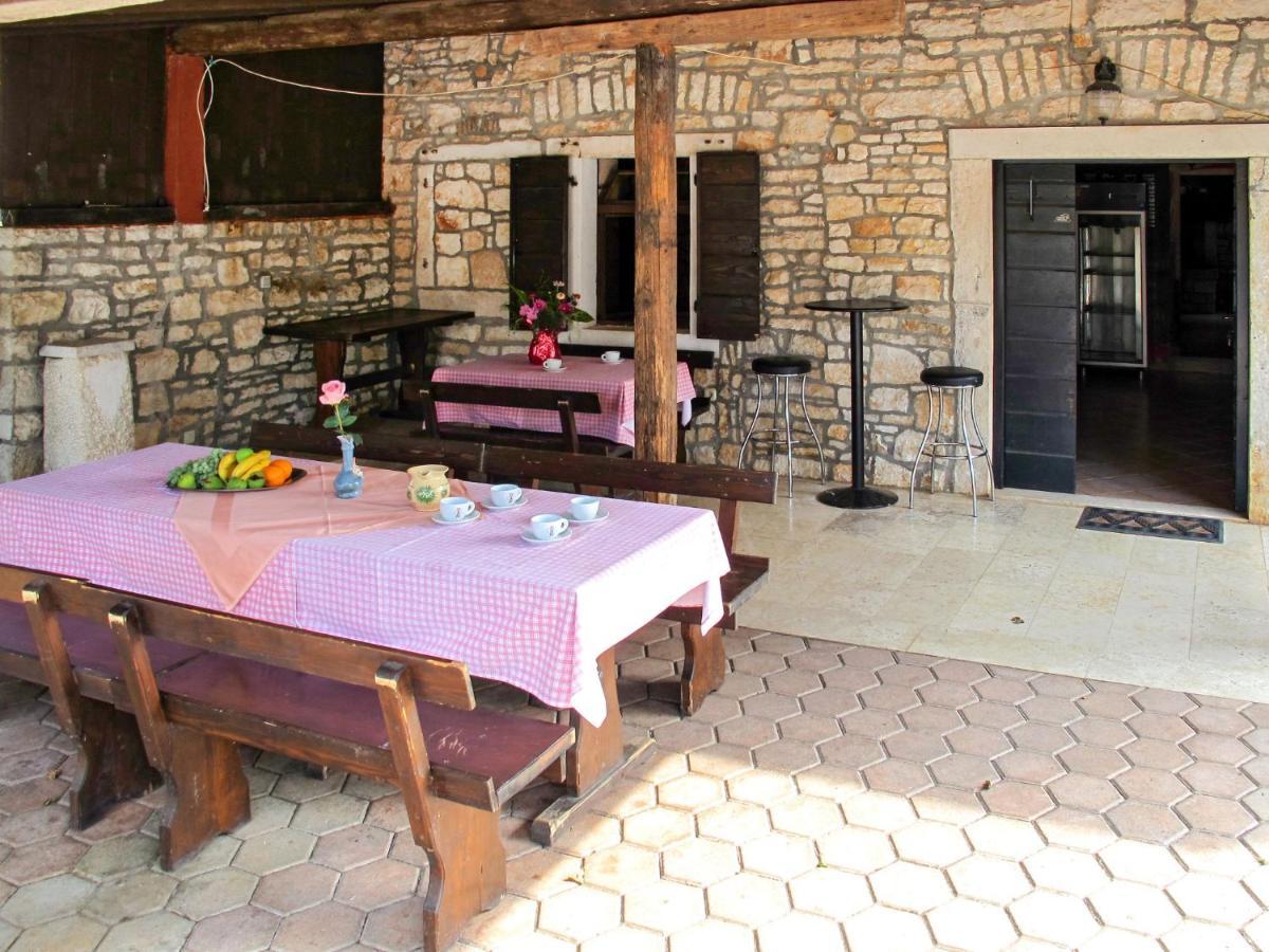 Holiday Home Cittanobile - Kst410 By Interhome Tinjan Εξωτερικό φωτογραφία